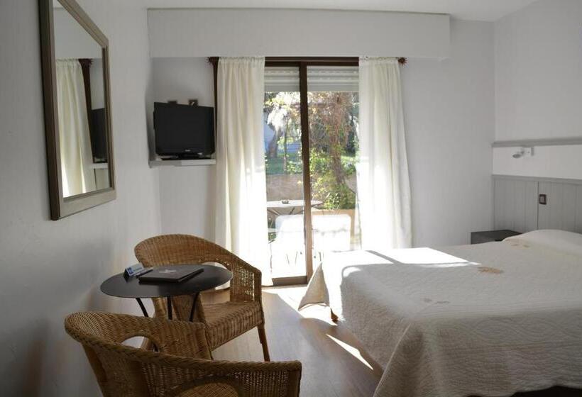 身障者適用スーペリアールーム, Hôtel Le Colombier