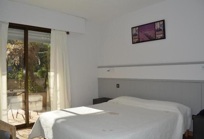 身障者適用スーペリアールーム, Hôtel Le Colombier