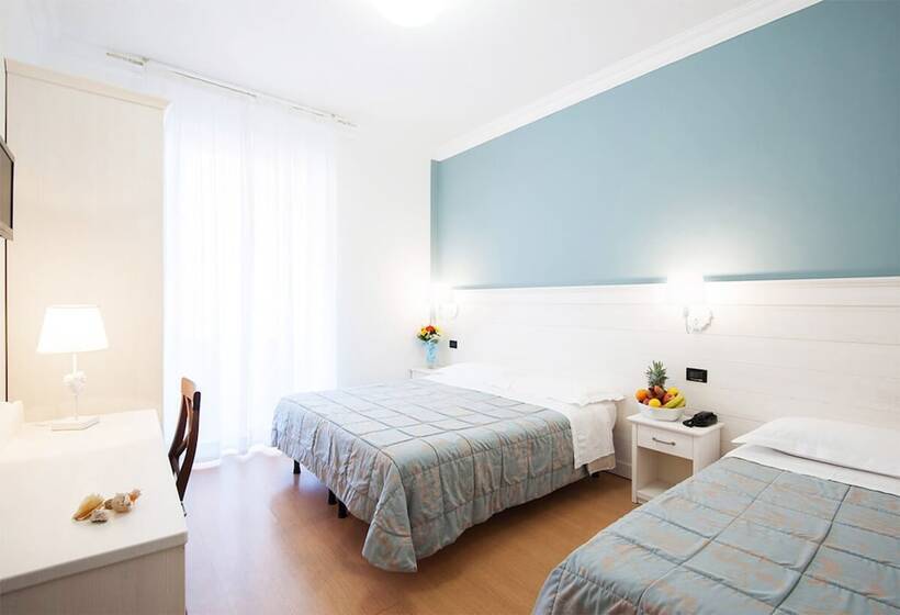 غرفة قياسية ثلاثية, La Camogliese