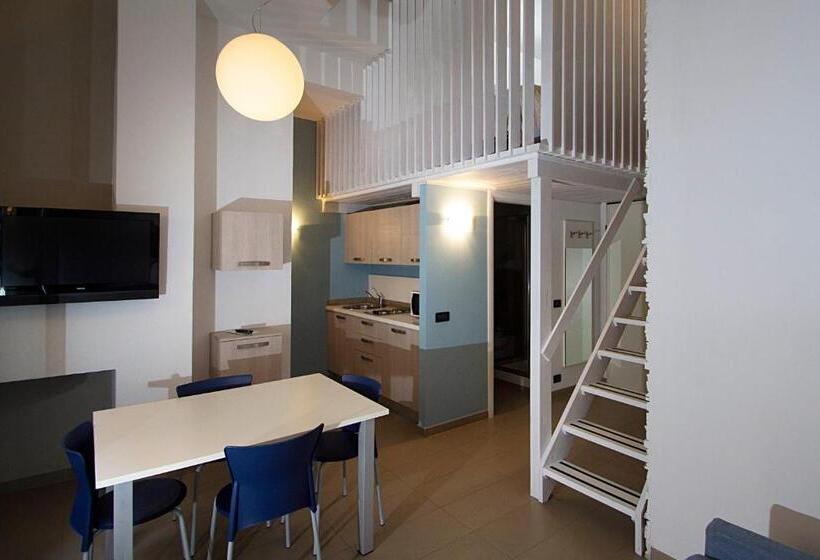 غرفة قياسية سرير كينج, La Camogliese