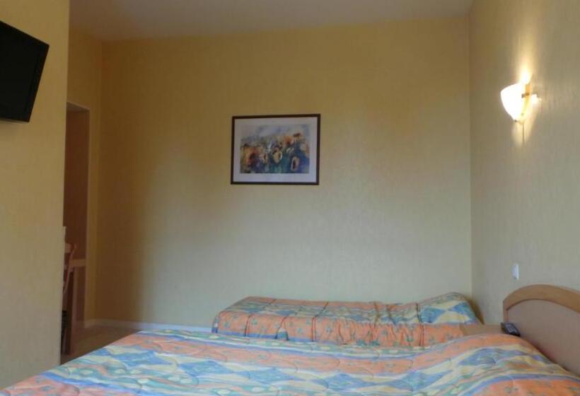 컴포트 트리플 룸, La Renaissance