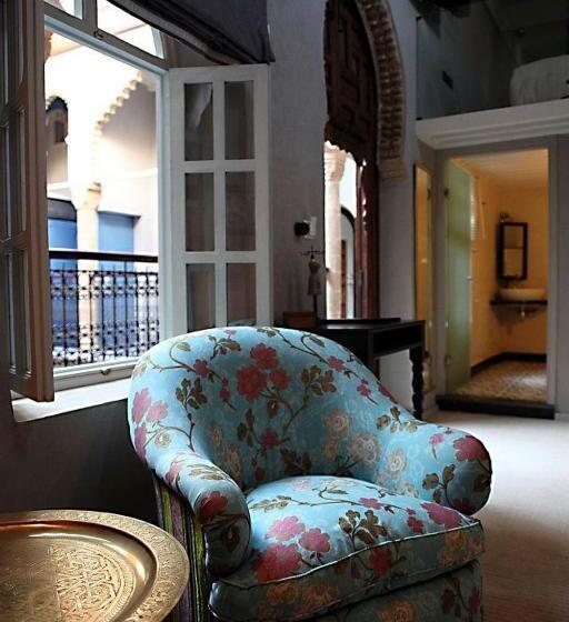 سوییت جونیور, L'alcazar