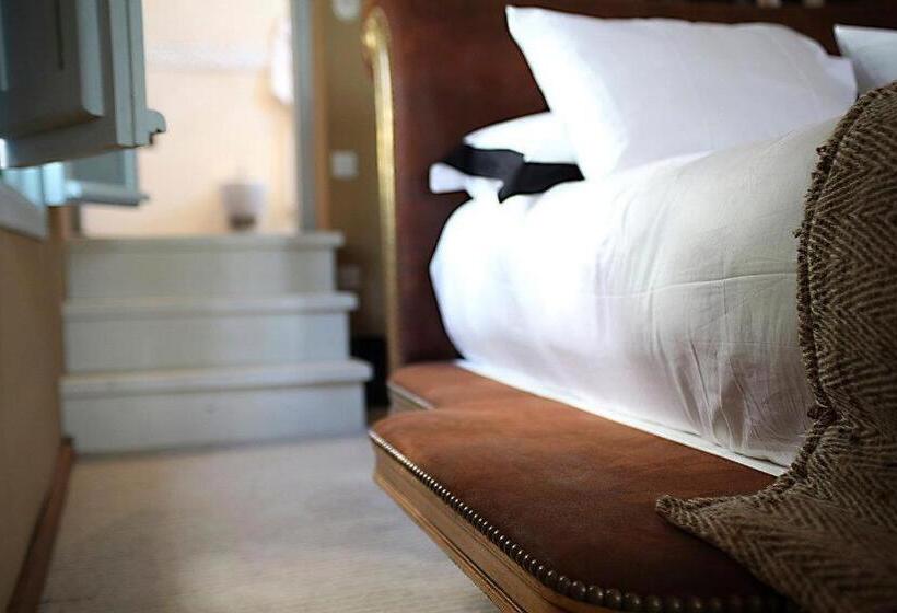 سوئیت رویال, L'alcazar