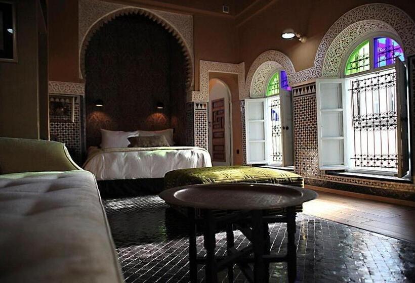 سوئیت رویال, L'alcazar