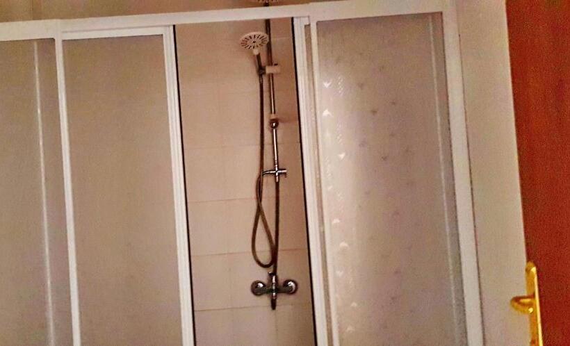 标准间, Muskara Cave