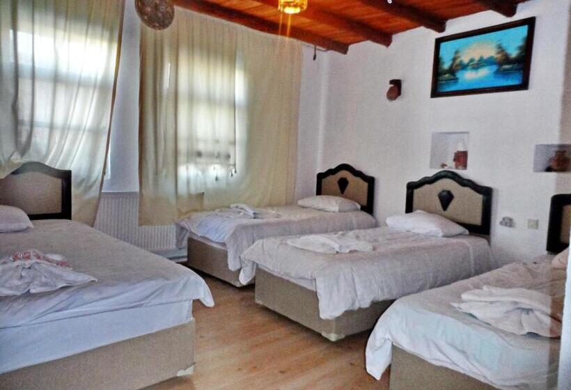 家庭间, Muskara Cave