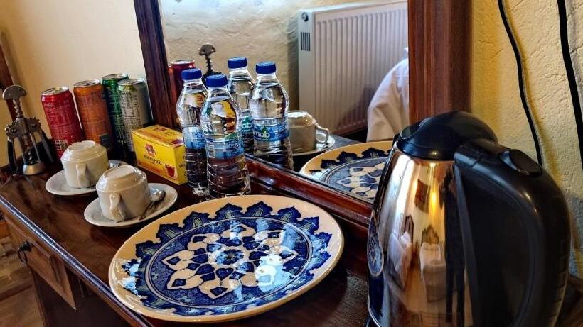 标准间, Muskara Cave