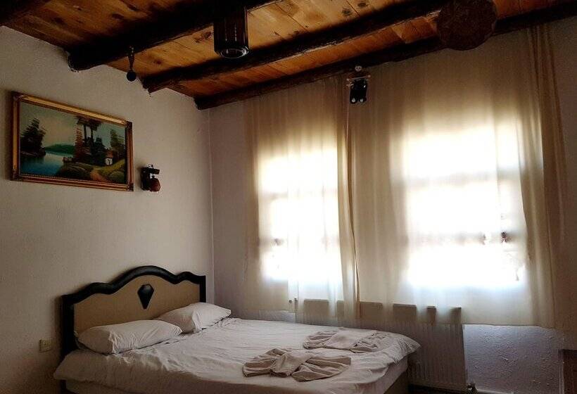 标准间, Muskara Cave