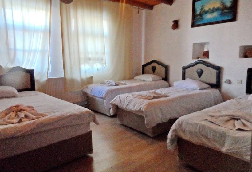 四人标准间, Muskara Cave