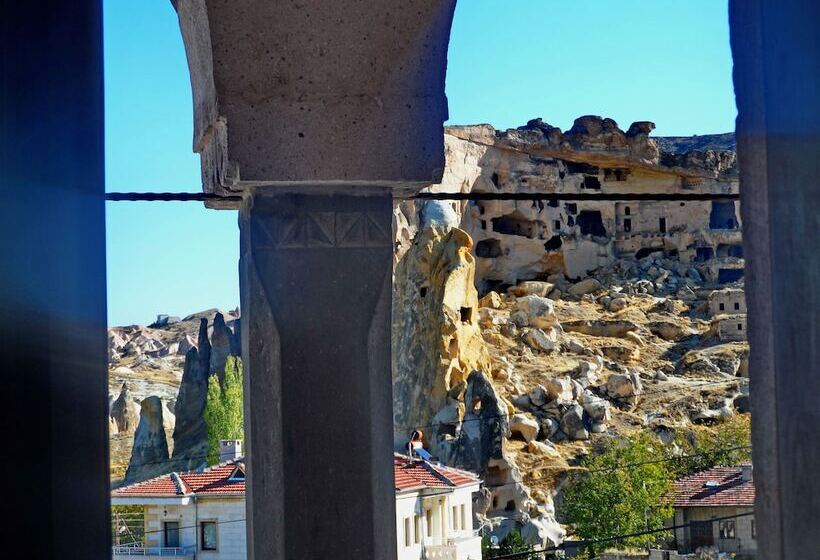 标准间, Muskara Cave