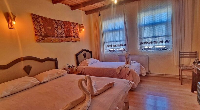 标准间, Muskara Cave