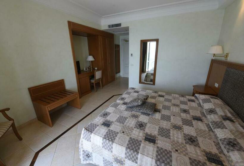 غرفة قياسية, Ristorante La Lampara