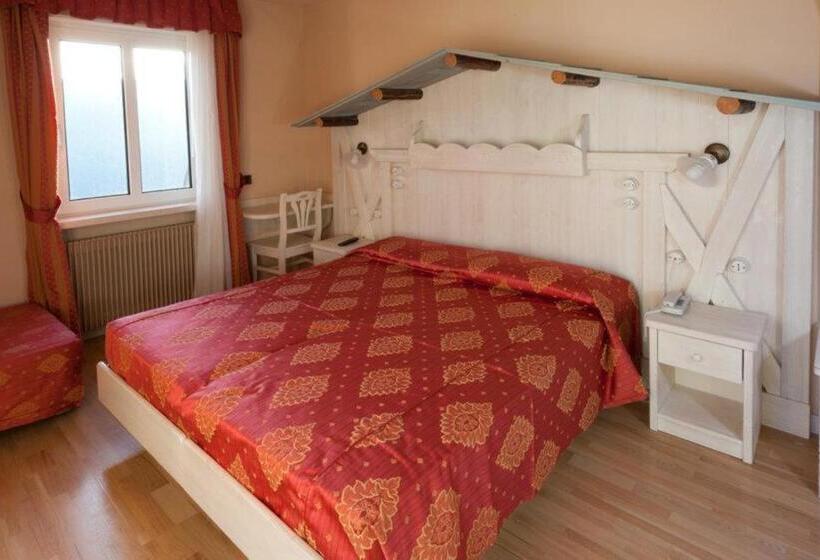 غرفة سوبيريور, Rosalpina