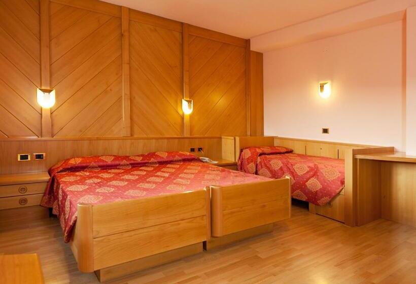 غرفة سوبيريور ثلاثية, Rosalpina