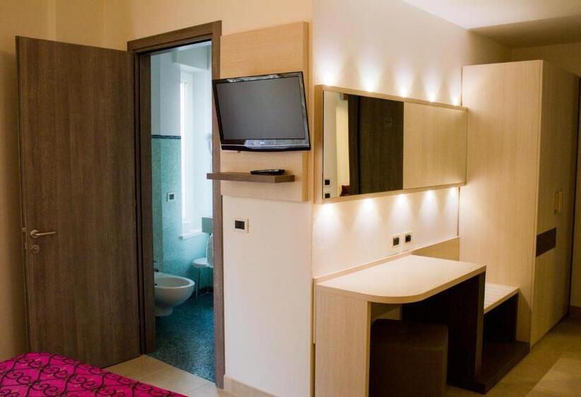 اتاق استاندارد, Siena