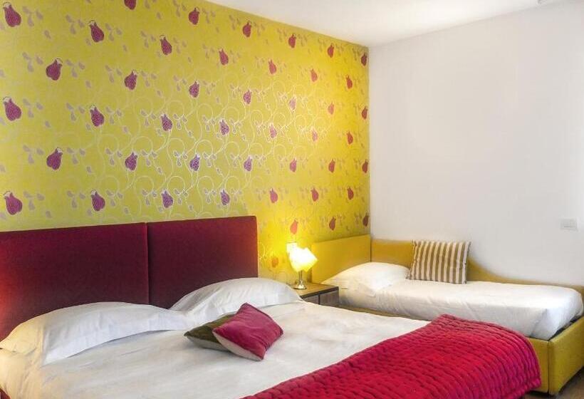 スタンダードトリプルルーム, Spluga Sosta &