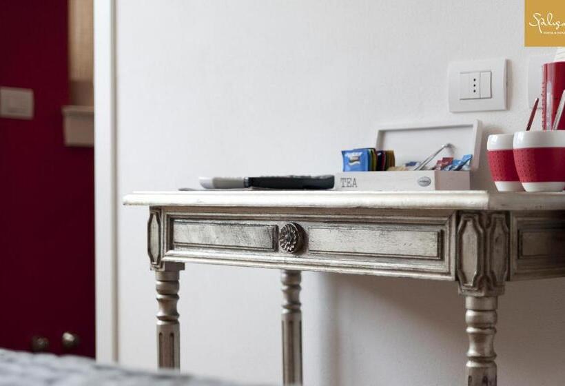 エクゼクティブルーム, Spluga Sosta &