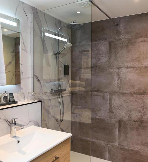 标准间带露台, The Originals Boutique La Villa Ouest & Spa