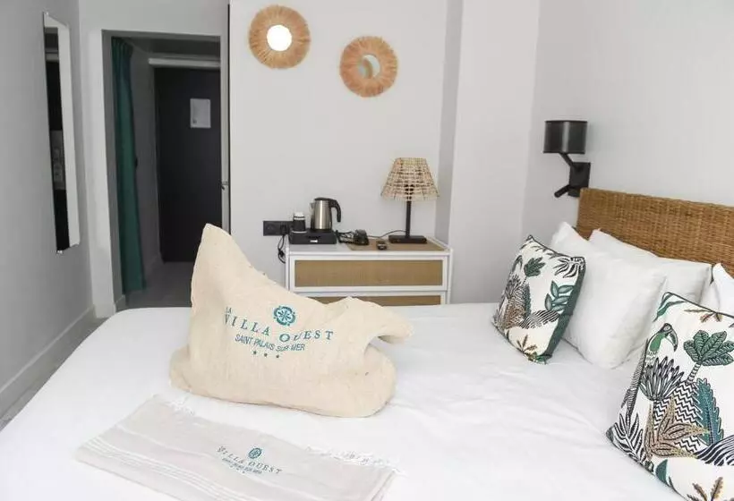 テラス付きスタンダードルーム, The Originals Boutique La Villa Ouest & Spa