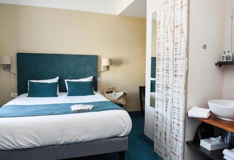 标准三人间, The Originals Boutique La Villa Ouest & Spa