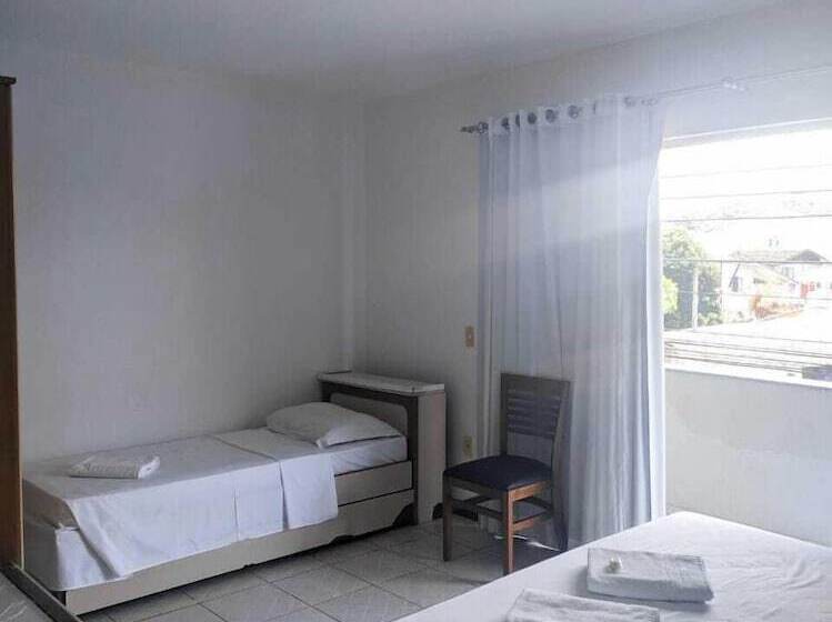 غرفة ديلوكس ثلاثية, Vila Alaide Praia