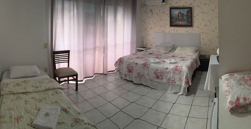 غرفة ديلوكس ثلاثية, Vila Alaide Praia