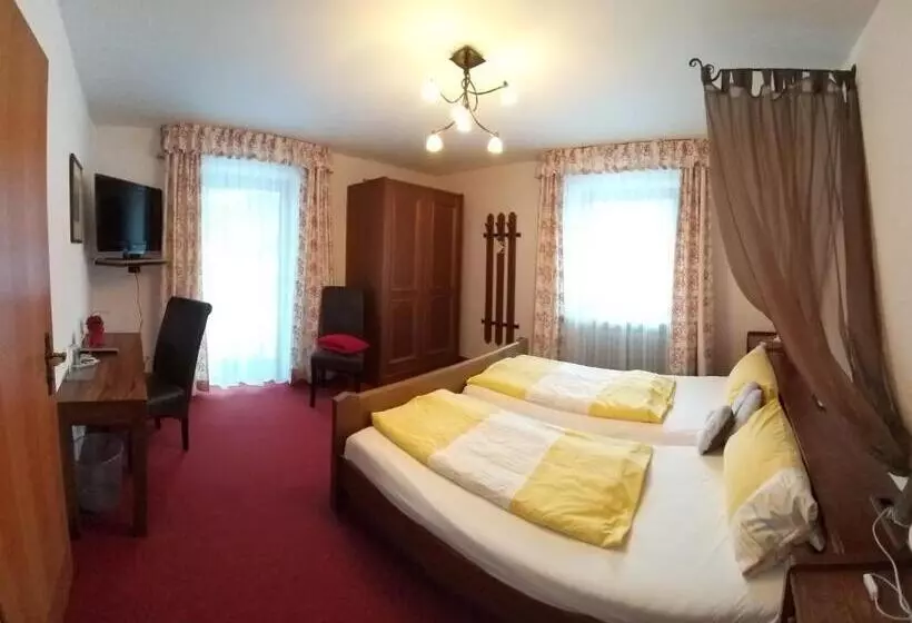 اتاق عادی, Tourist Hotel Boehm