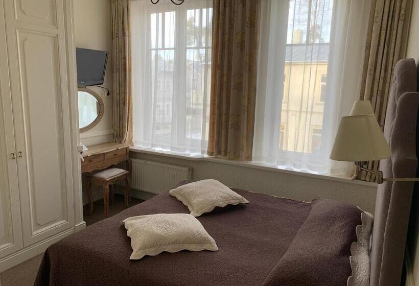 Basic Room, Villa Joma