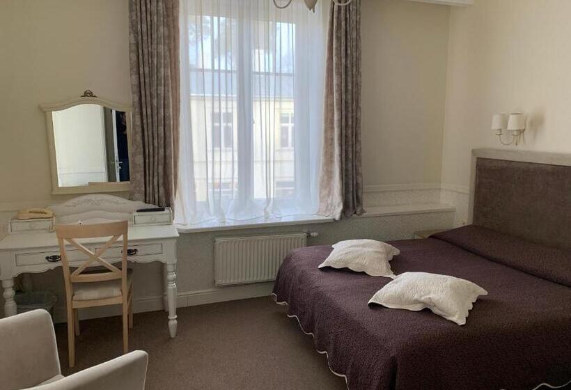 Basic Room, Villa Joma