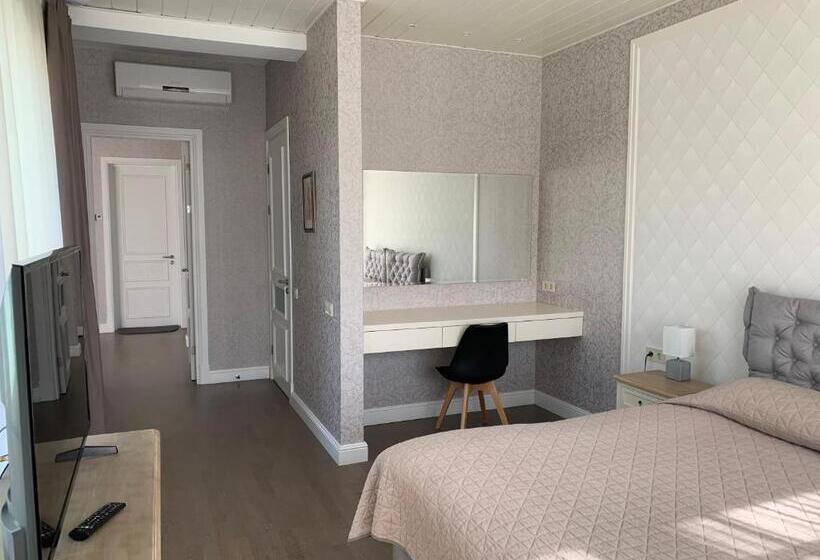 Suite with Terrace, Villa Joma