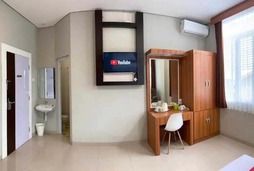 Habitación Triple Estándar, Privato Suite