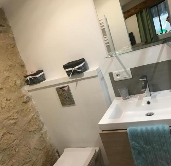 Номер Стандарт, Bastide Bellugue Maison D Hôtes Réseau Bienvenue à La Ferme à 3 Minutes De Lourmarin