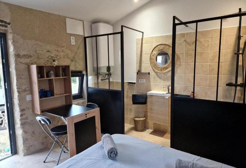 غرفة أساسية, Bastide Bellugue Maison D Hôtes Réseau Bienvenue à La Ferme à 3 Minutes De Lourmarin