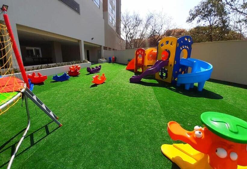 带1个卧室带泳池的公寓, Park Veredas Resort