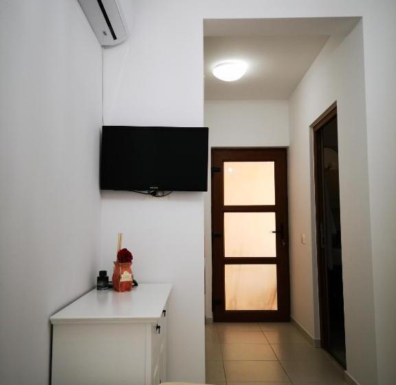 패밀리 방갈로, Brize Guest House