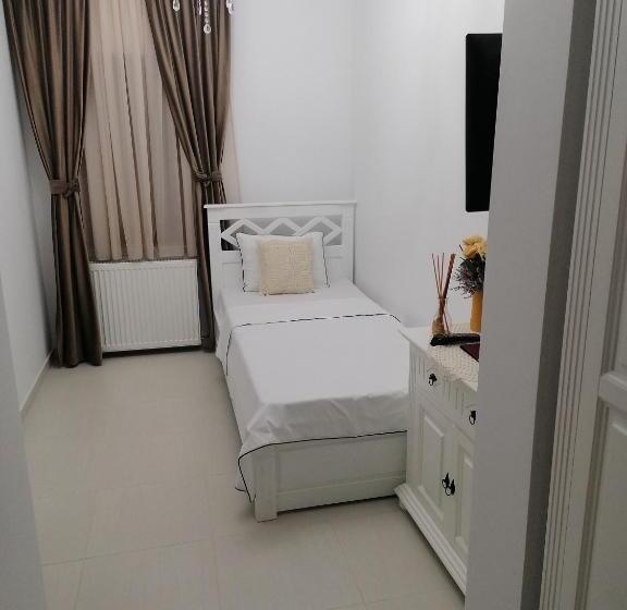 패밀리 방갈로, Brize Guest House