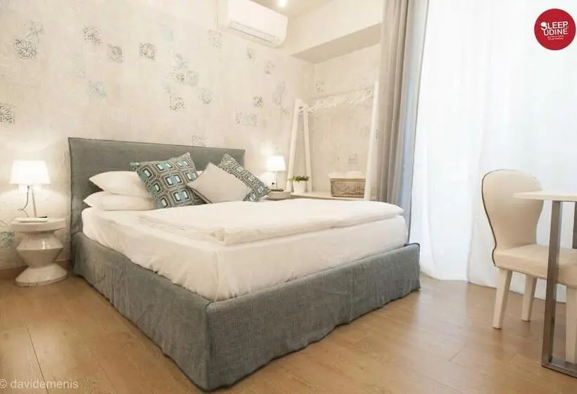 اتاق استاندارد سه نفره, Sleep In Udine