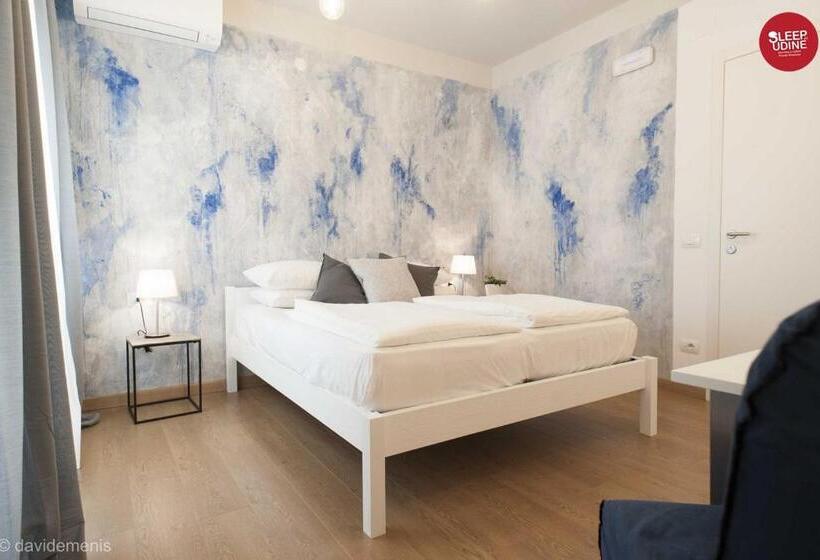 Standard room with outdoor bath, Sleep In Udine