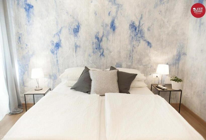 Standard room with outdoor bath, Sleep In Udine