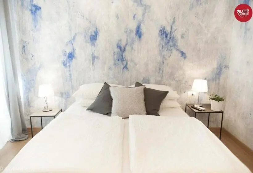 Standard room with outdoor bath, Sleep In Udine