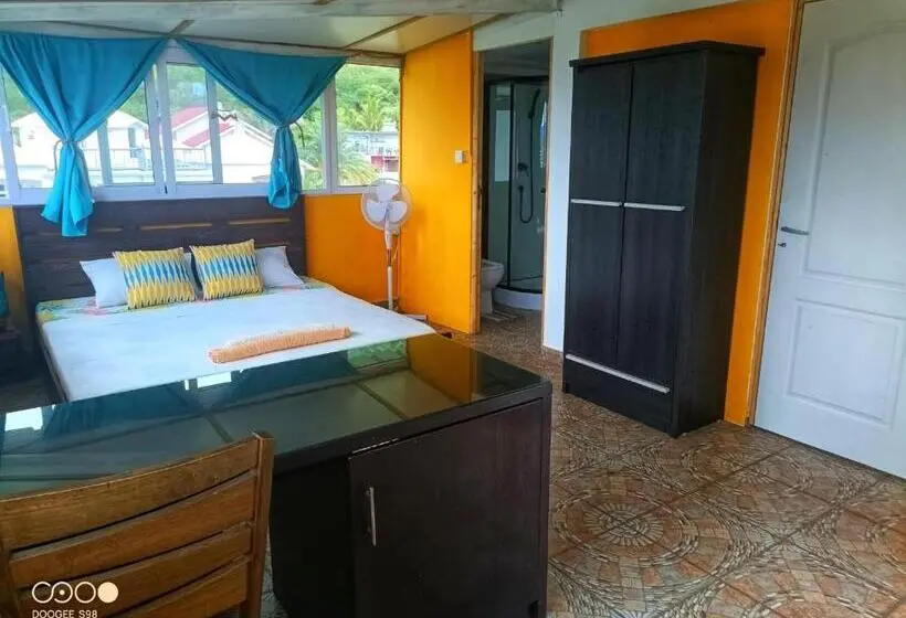 اتاق استاندارد با بالکن و چشم‌انداز دریا, Surf House