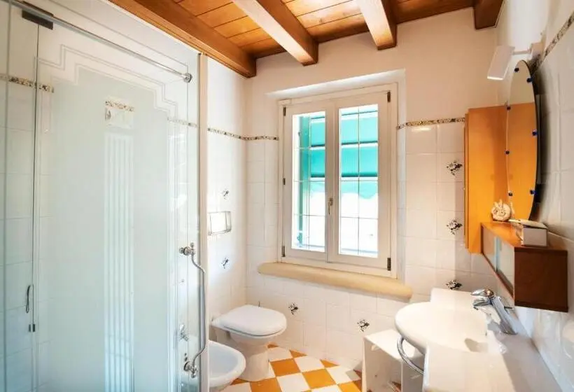 スタンダードトリプルルーム, Villa Mari