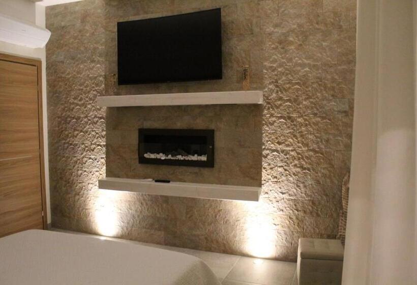 Номер Стандарт с Балконом, Villa Martina Luxury Rooms