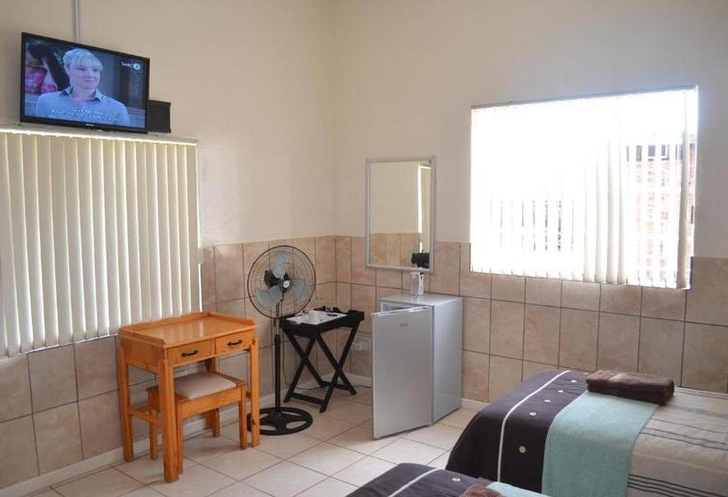 スタンダードルーム, Breaking Dawn