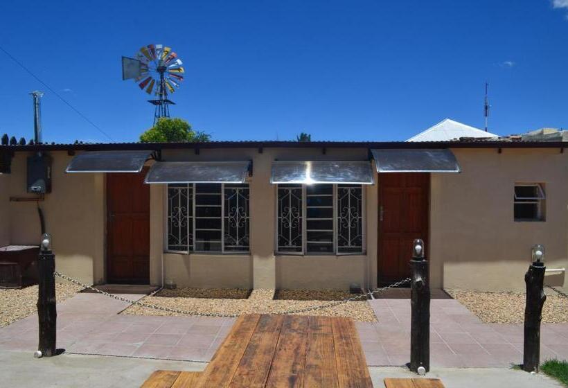 エコノミールーム, Breaking Dawn