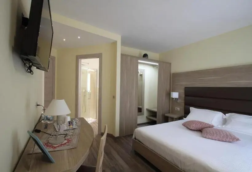 バルコニー付きデラックスルーム, Il Viottolo Rooms And Breakfast