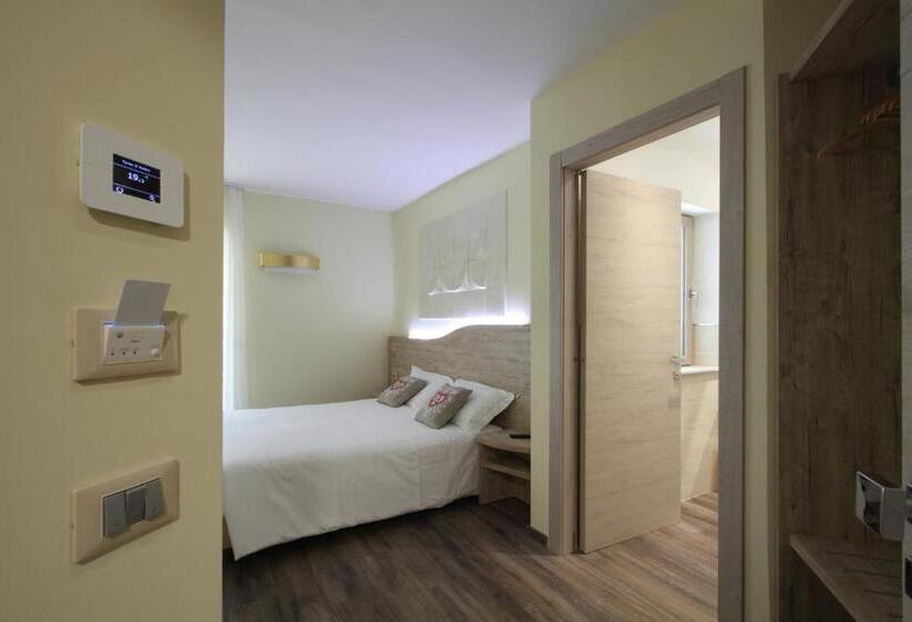 스탠다드 트리플 발코니 룸, Il Viottolo Rooms And Breakfast