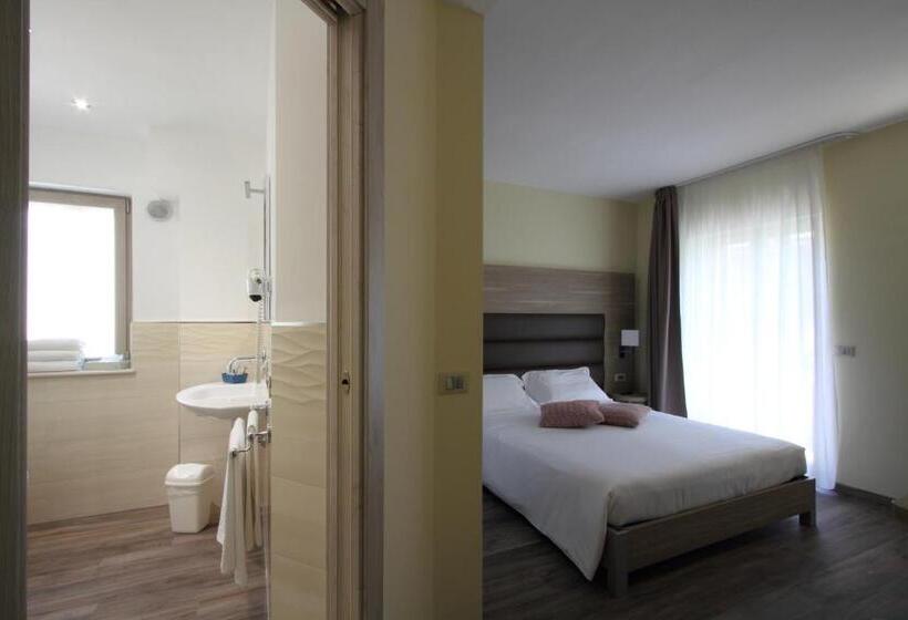 جناح جونيور مزوَّد بشرفة, Il Viottolo Rooms And Breakfast