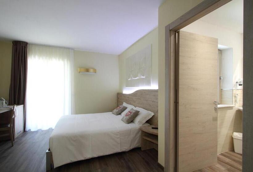 غرفة ديلوكس مزودة بشرفة, Il Viottolo Rooms And Breakfast