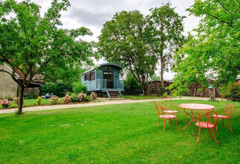 غرفة عائلية مطلّة علي الحديقة, La Roulotte De La Villa Des Chouettes